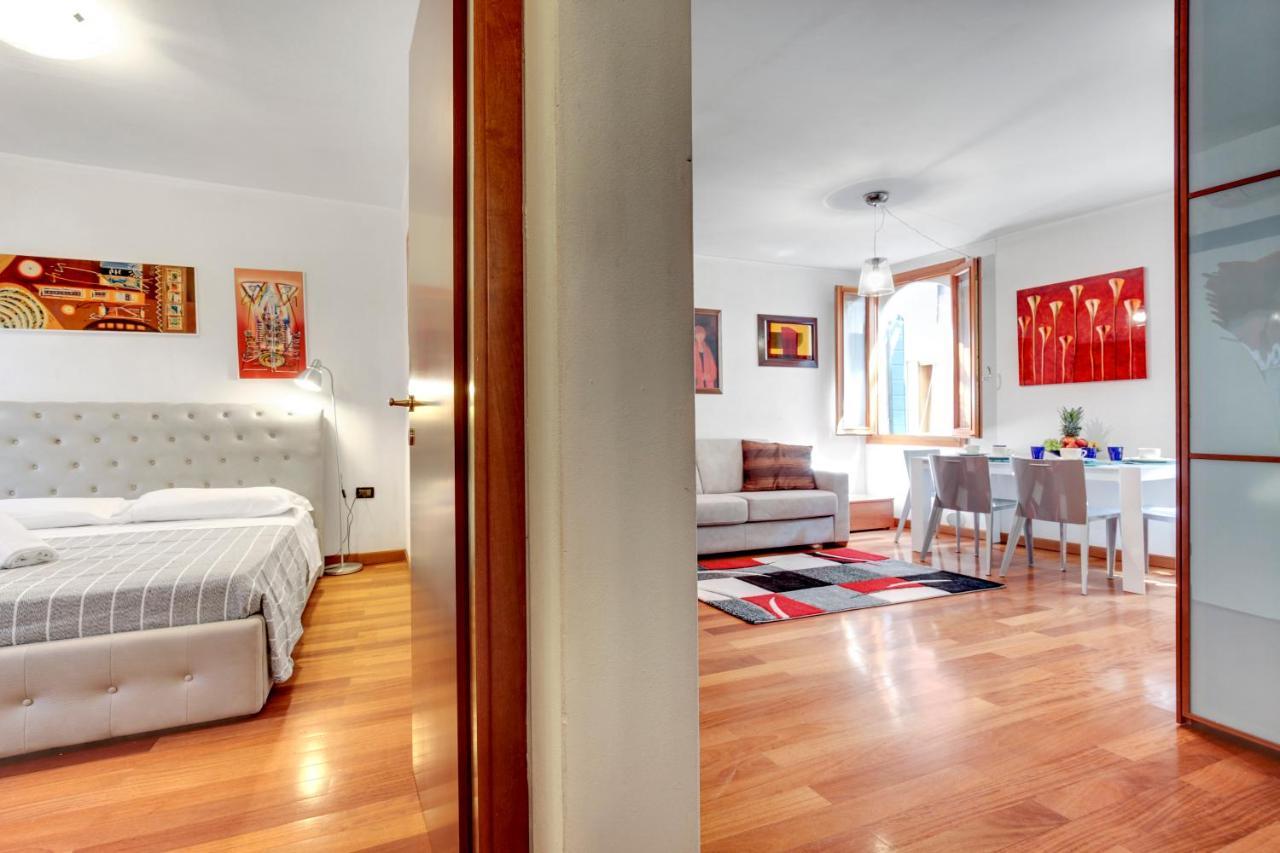 Fenix Do Dogi Apartments Venice Luaran gambar
